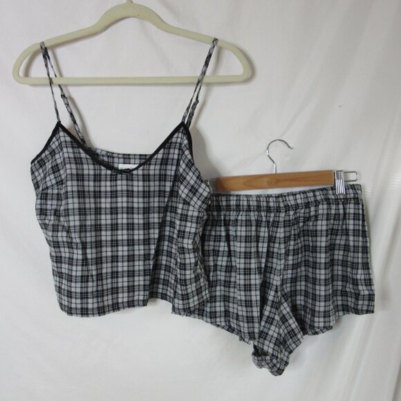 Colsie Pajama Set Babydoll Plaid Cami Shorts Woven Black Plaid Size Small NWT - Picture 2 of 7